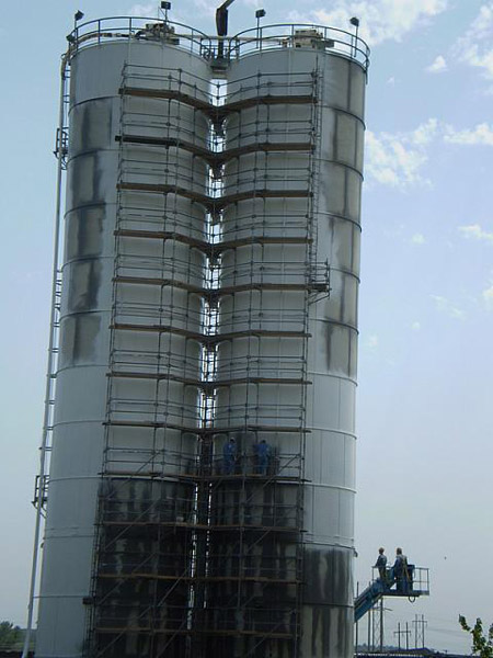 Silo maintenance